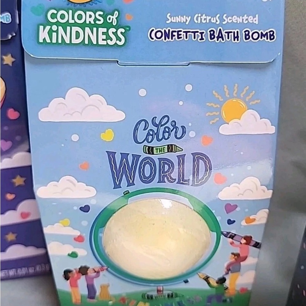 Crayola Colors of Kindness Bath Bomb